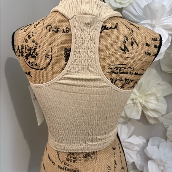 Workout Halter Top - Picture 2 of 4